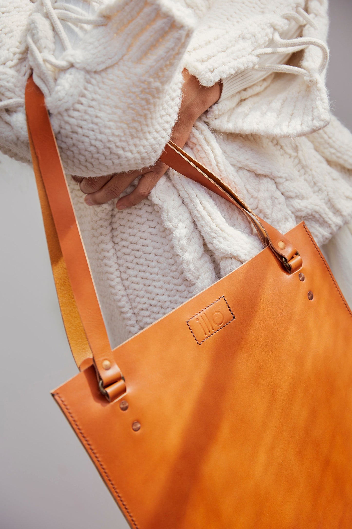 DITC Tote in Tan