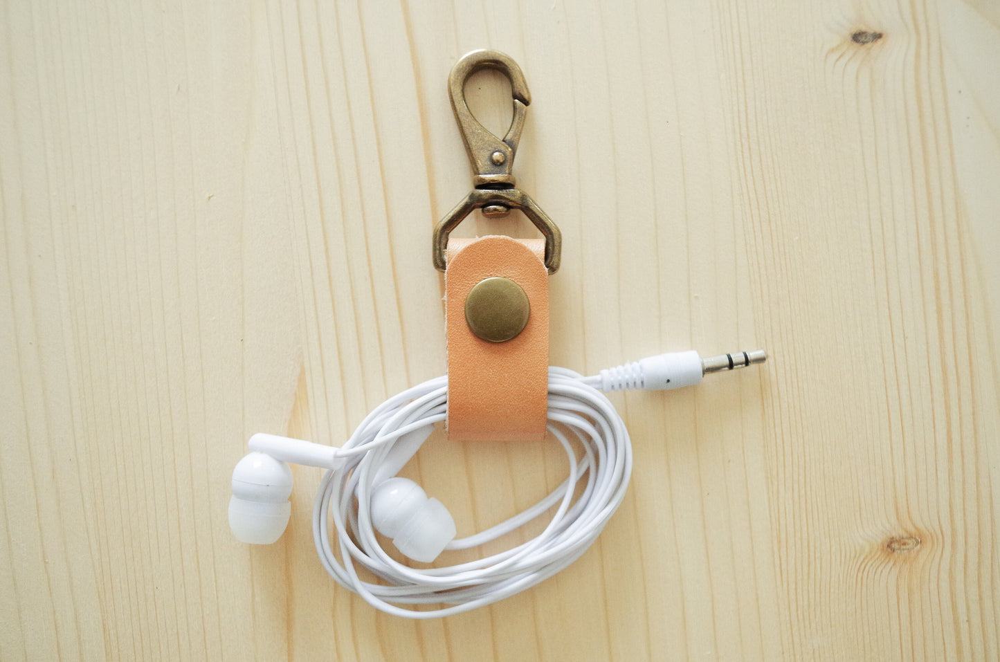 Swivel Snap Cord Clip in Russet