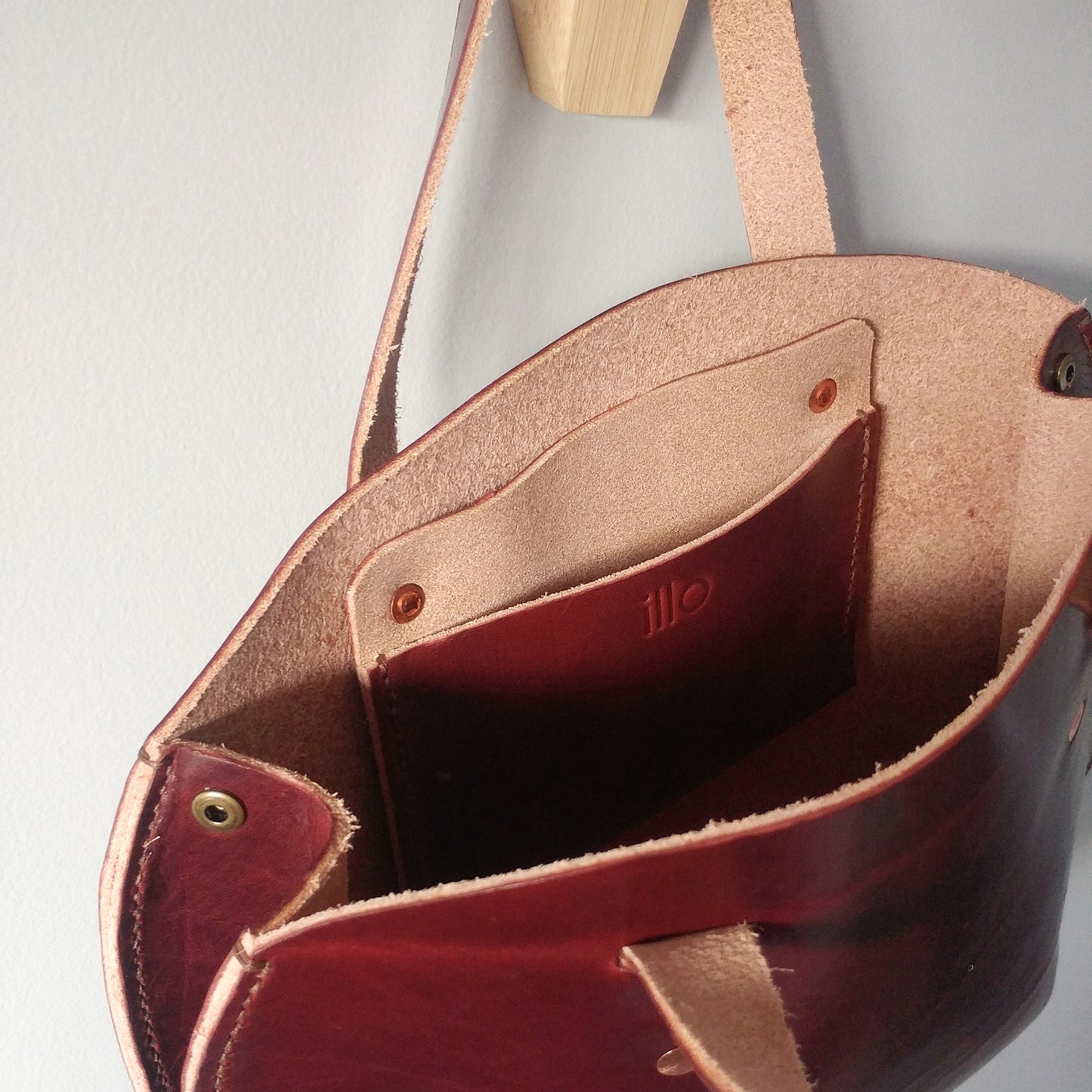Large Signature Bag