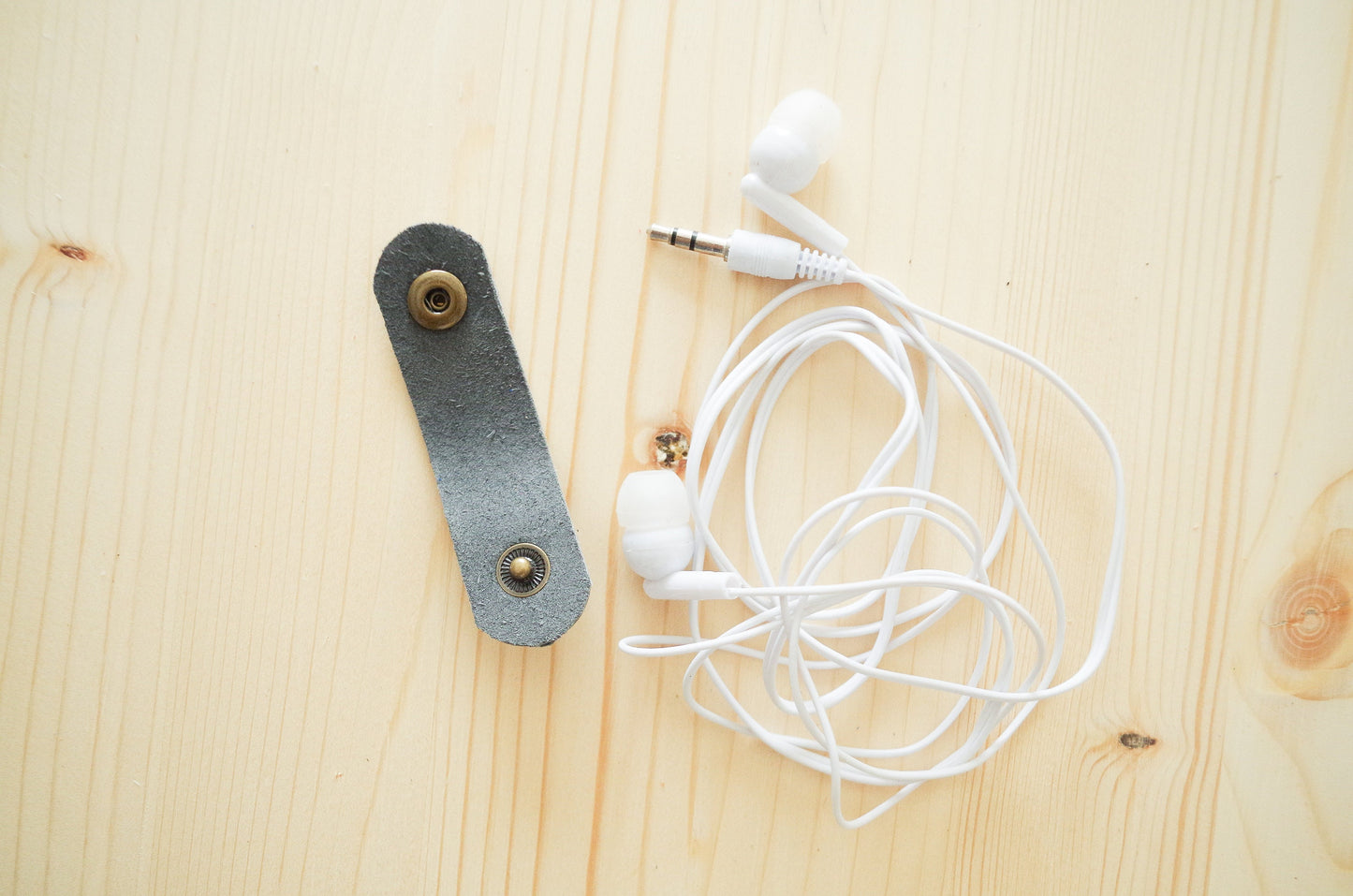 Cord Clip in Grey