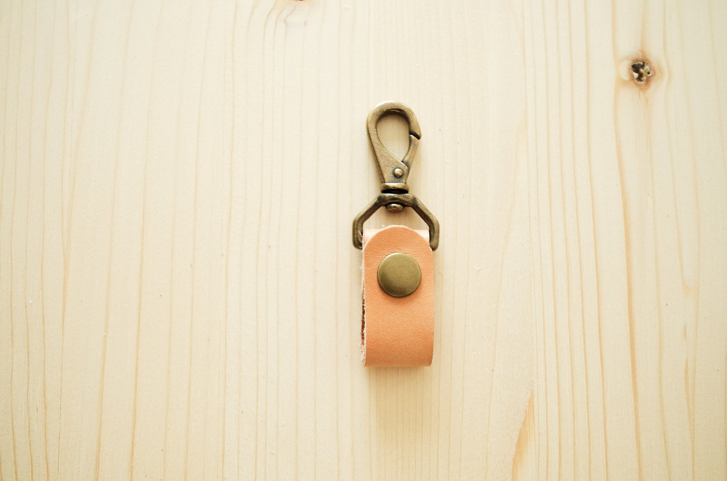Swivel Snap Cord Clip in Russet