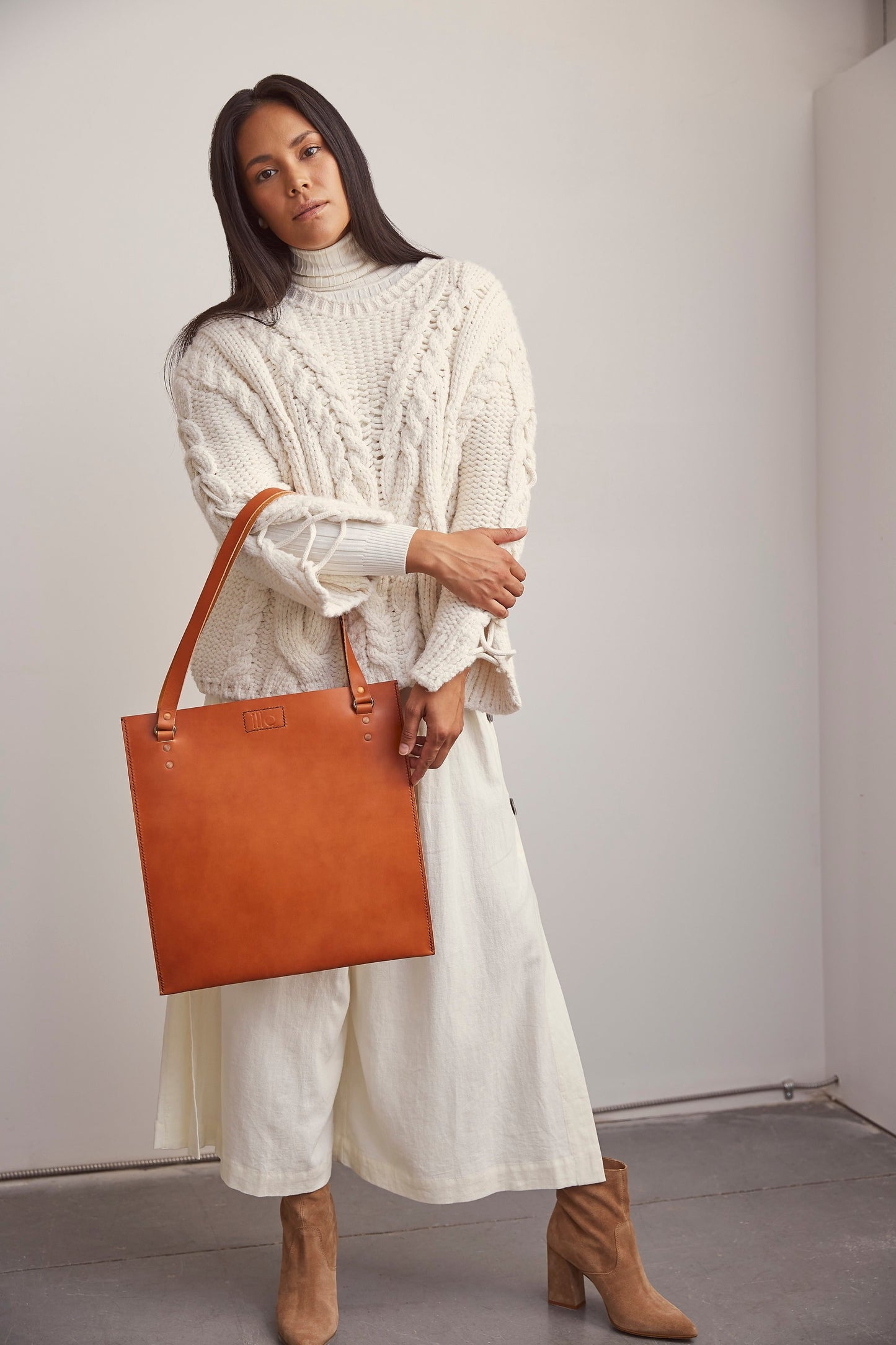 DITC Tote in Tan