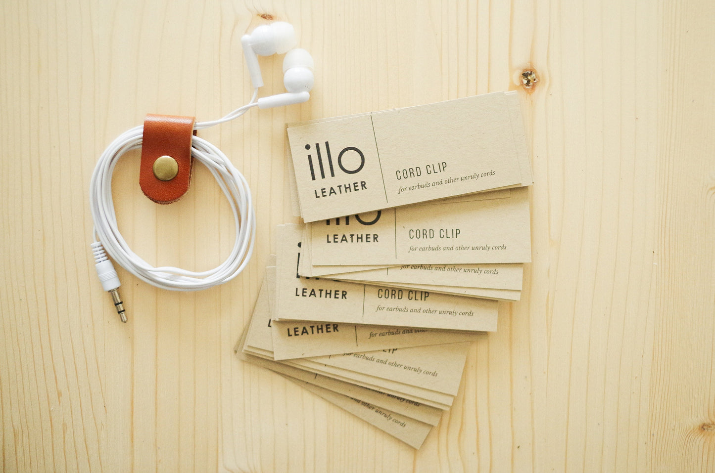 Cord Clip in Gold