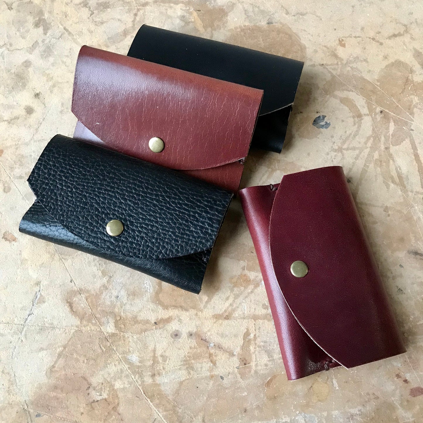 Arc Card Holder