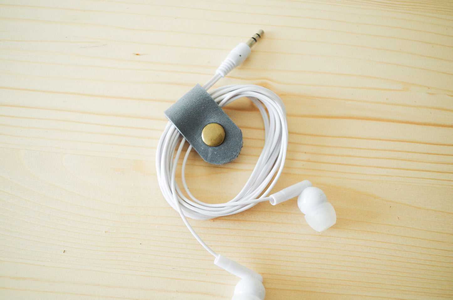 Cord Clip in Grey