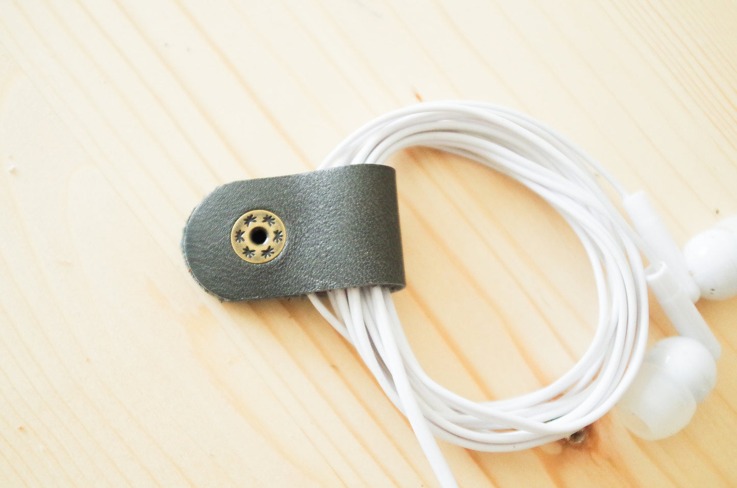 Cord Clip in Dark Grey