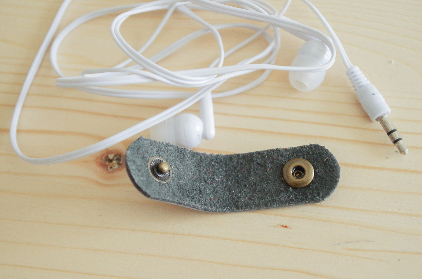 Cord Clip in Dark Grey